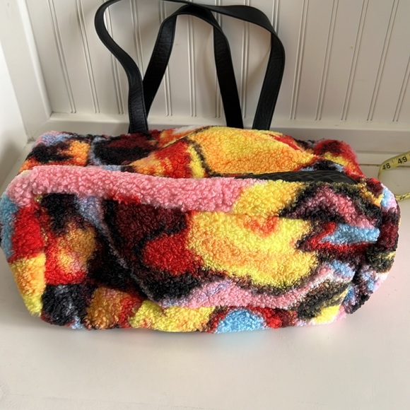 Desigual Faux sheepskin maxi shopper bag - Picture 8 of 12